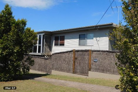 303 Whites Rd, Lota, QLD 4179