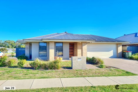 77 Seaside Bvd, Fern Bay, NSW 2295