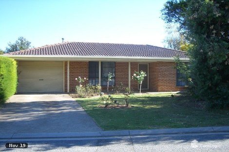 7 Devonshire Cres, Old Reynella, SA 5161