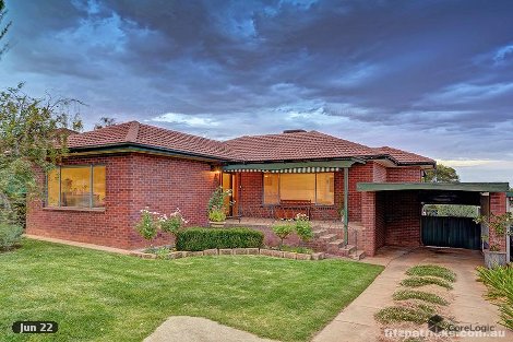 55 Grove St, Kooringal, NSW 2650