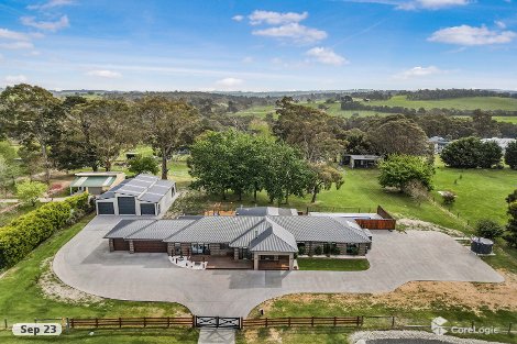 7 Ravendene Ct, Maryknoll, VIC 3812