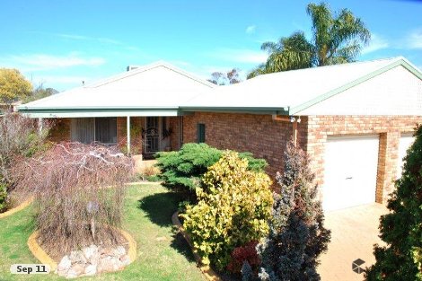 4 Deakin Ct, Shepparton, VIC 3630