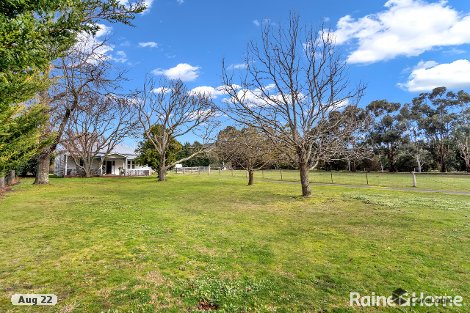 181 Sandy Creek Rd, Riddells Creek, VIC 3431