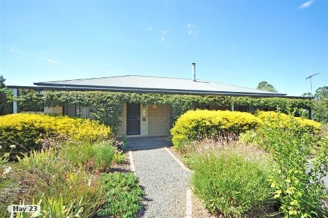 33 Pine Gr, Goornong, VIC 3557