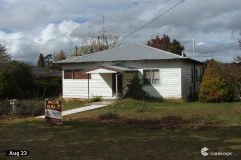 16 Plane Ave, Uralla, NSW 2358