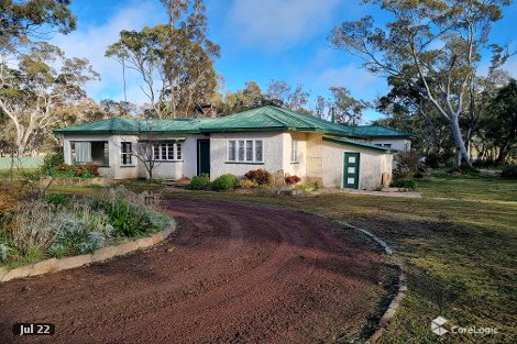 74 Harslett Rd, Amiens, QLD 4380