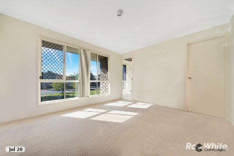 15 Pine Grove Dr, Crestmead, QLD 4132