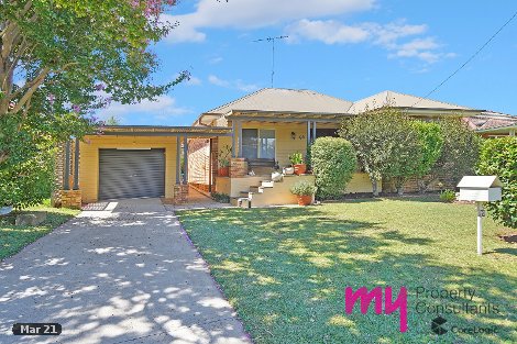 9 Ettlesdale Rd, Spring Farm, NSW 2570