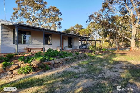 9 Chillicup Rd, Broomehill Village, WA 6318