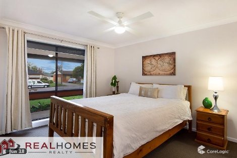 13 Melville Rd, St Clair, NSW 2759