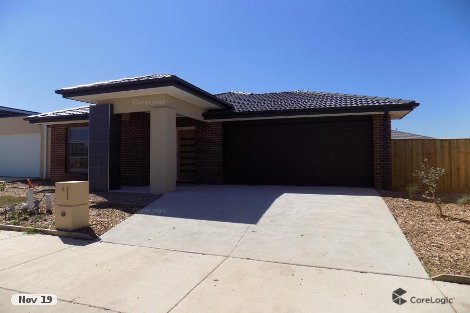 6 Winton St, Charlemont, VIC 3217