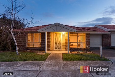 13/4 Paydon Way, Hampton Park, VIC 3976