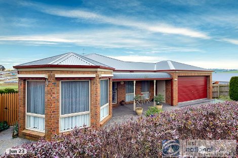 47 Walker Dr, Drouin, VIC 3818