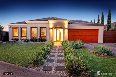 32 Heysen Pkwy, Caroline Springs, VIC 3023