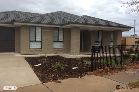 31 Roberts Cres, Smithfield Plains, SA 5114