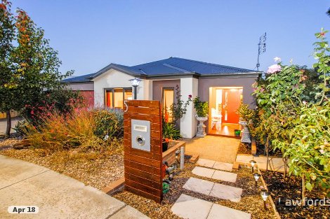 5 Lorna Ct, White Hills, VIC 3550