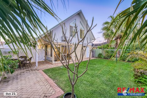 136d Centre St, Queens Park, WA 6107