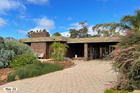 3 Bell St, Warracknabeal, VIC 3393