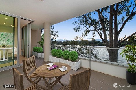 205/205 King Arthur Tce, Tennyson, QLD 4105