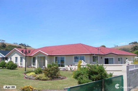 27 Seabreeze Ave, Penguin, TAS 7316