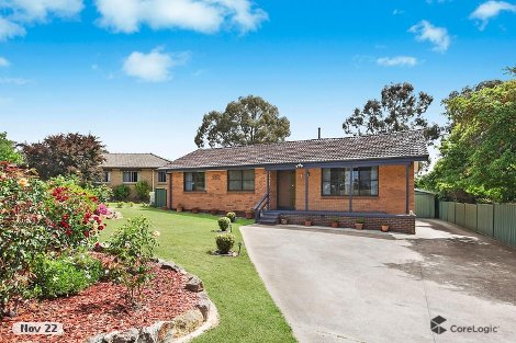 8 Horne Pl, Latham, ACT 2615