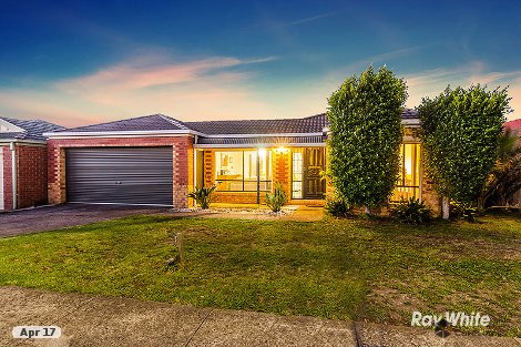 6 Nyarrin Pl, Cranbourne West, VIC 3977