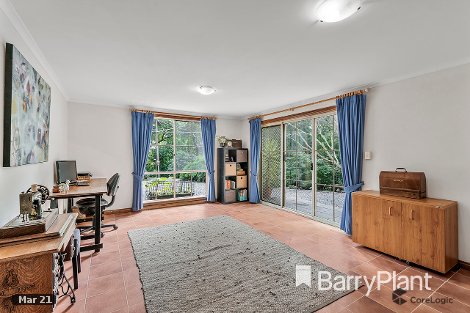 16 Edmond Cres, Wandin North, VIC 3139