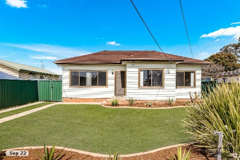 2 Croker Cres, Colyton, NSW 2760