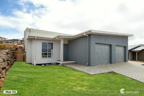 61 Barlow St, Cranley, QLD 4350