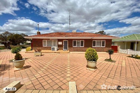 2 Avon St, Quairading, WA 6383