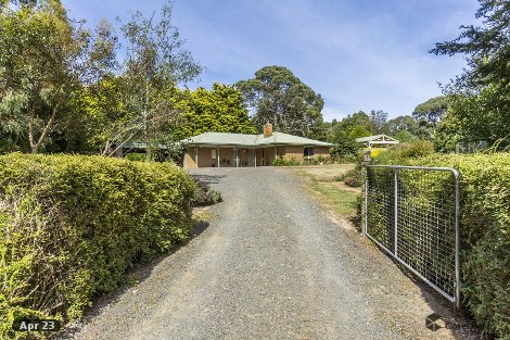 7 Winter St, Gordon, VIC 3345