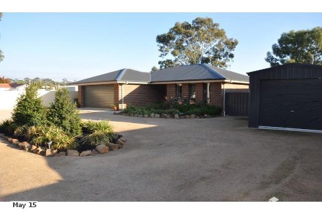 14 Racecourse Rd, Wedderburn, VIC 3518