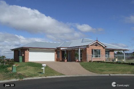 10 Sullivan Cres, Pittsworth, QLD 4356