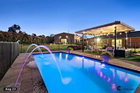6 Parrot Dr, Whittlesea, VIC 3757