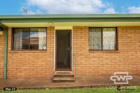 3/11 Balblair St, Guyra, NSW 2365