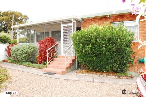 68 Campbell Pde, Mannering Park, NSW 2259