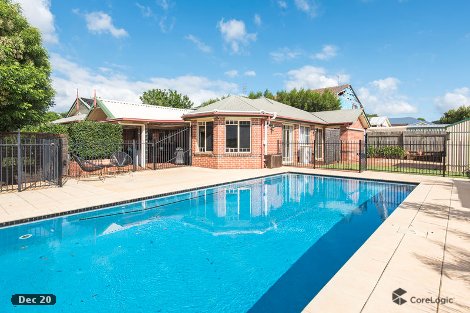 9 Calypso Cres, Middle Ridge, QLD 4350