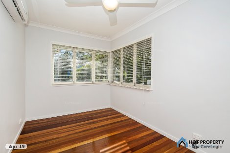 19 Falkirk St, Stafford Heights, QLD 4053