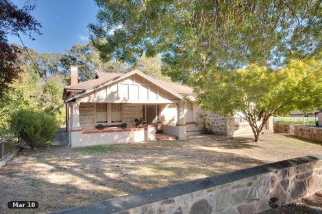 8 Pine Ave, Hahndorf, SA 5245