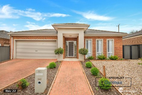 80 Lakewood Bvd, Melton, VIC 3337