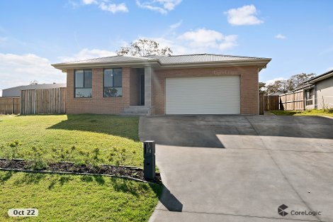 1/14 Harrow Cct, Greta, NSW 2334