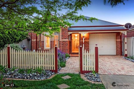 10 Bendigo Cct, Caroline Springs, VIC 3023