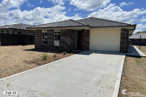 2/11c Chelmsford St, Kootingal, NSW 2352