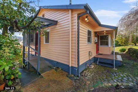 26 Lakeside Ave, Mount Beauty, VIC 3699