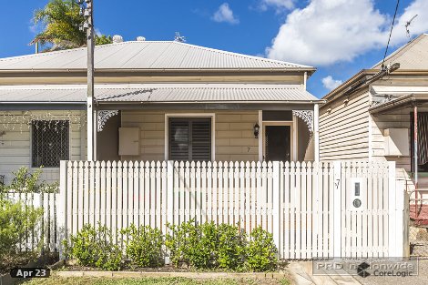 7 Eva St, Hamilton, NSW 2303