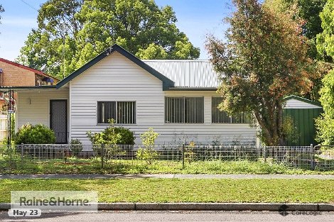 220 Railway St, Woy Woy, NSW 2256