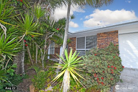 8 Parkway Dr, Scarness, QLD 4655
