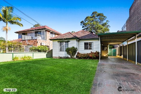13 Maclaurin Ave, East Hills, NSW 2213