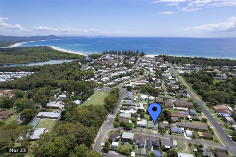 4 Marriot St, South West Rocks, NSW 2431