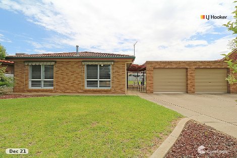 16 Jeeba Pl, Glenfield Park, NSW 2650